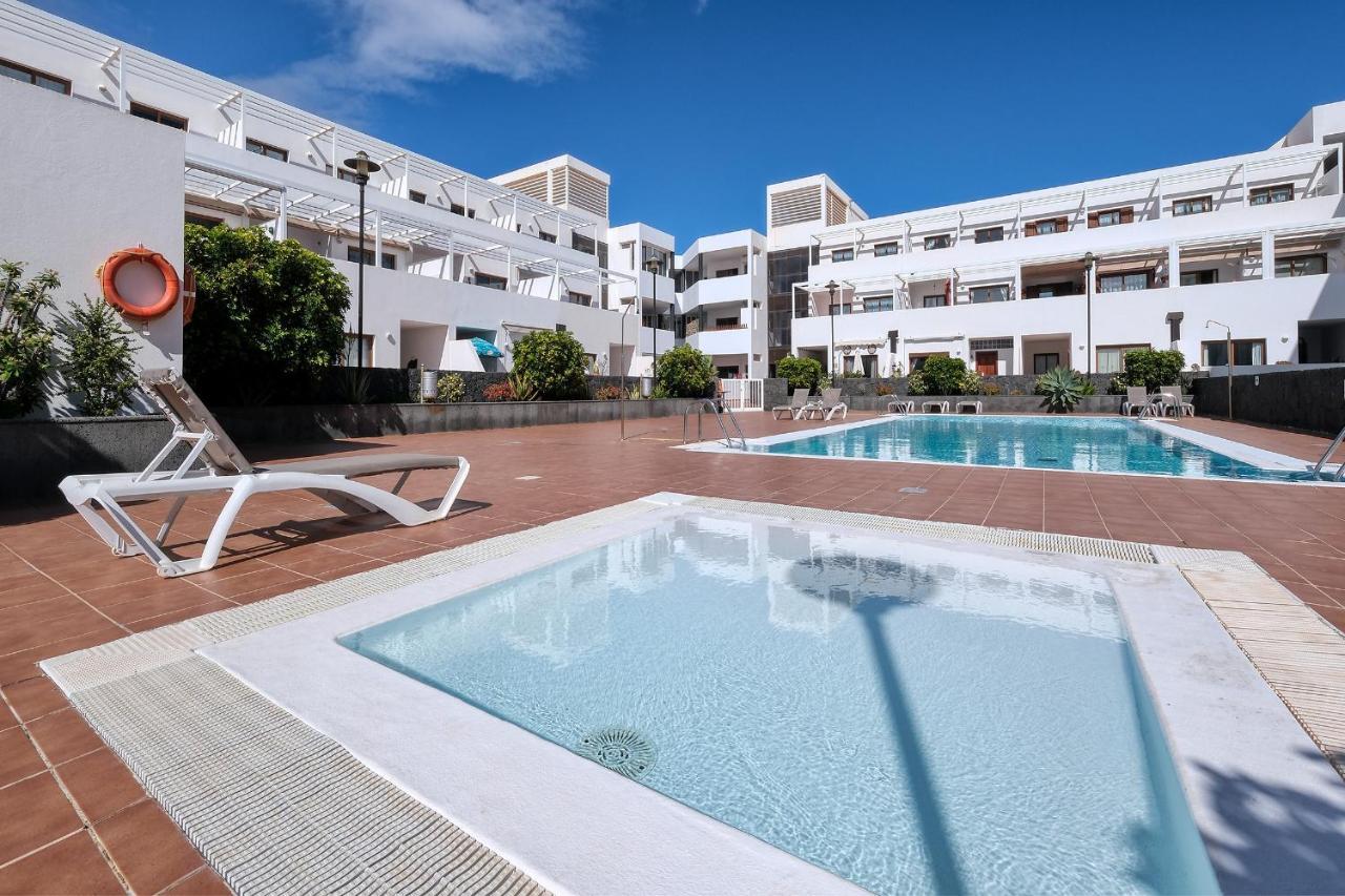 Villa Casa Elin-Shared Pool, Fast Wifi Costa Teguise Exterior foto